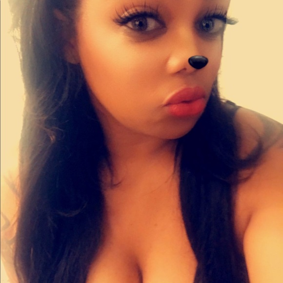 Meet your Posher, Brie - Picture 3 of 6